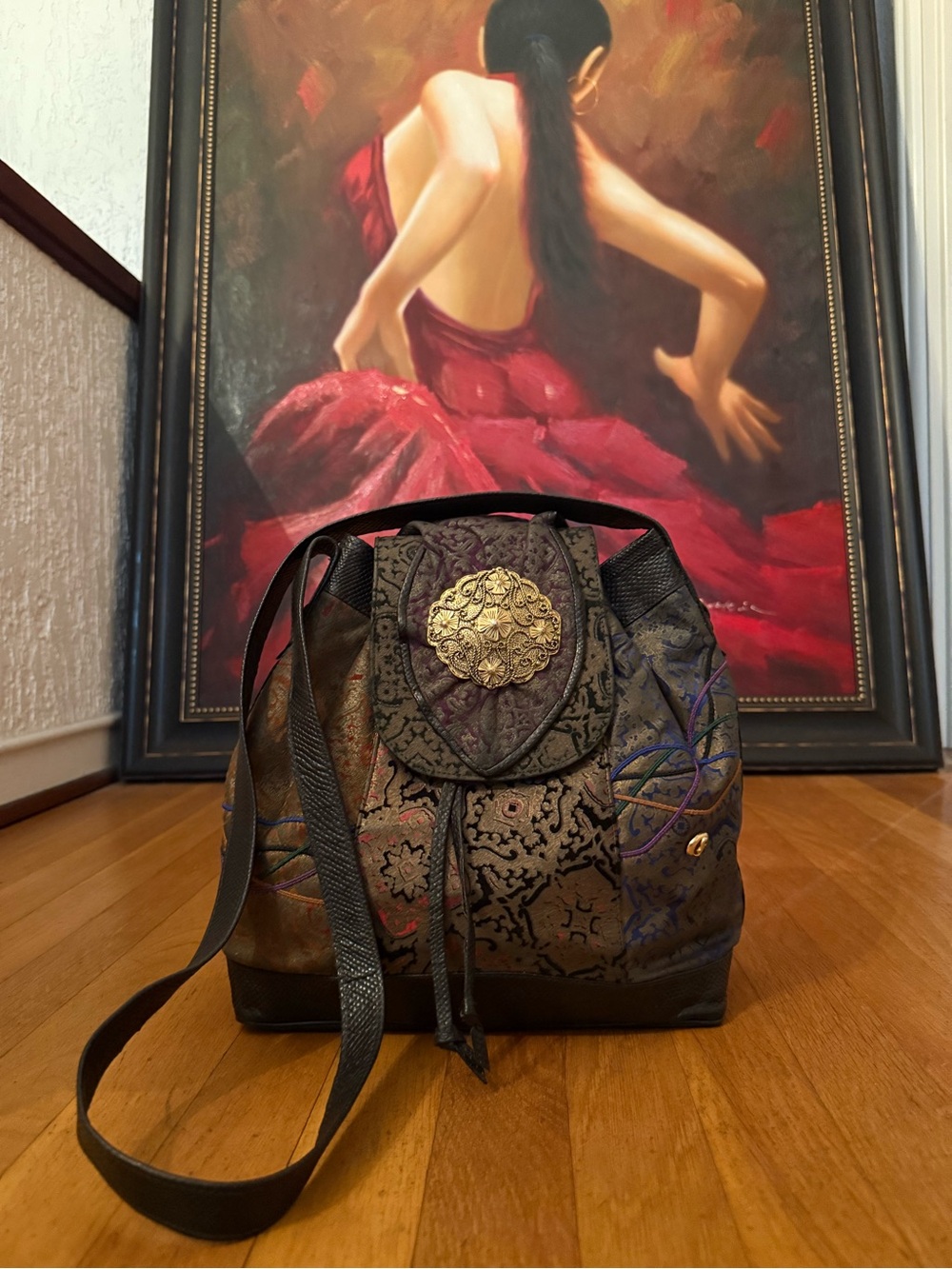 Vintage Carlo Fiori bucket shoulder bag with Ornate Brass Medallion
